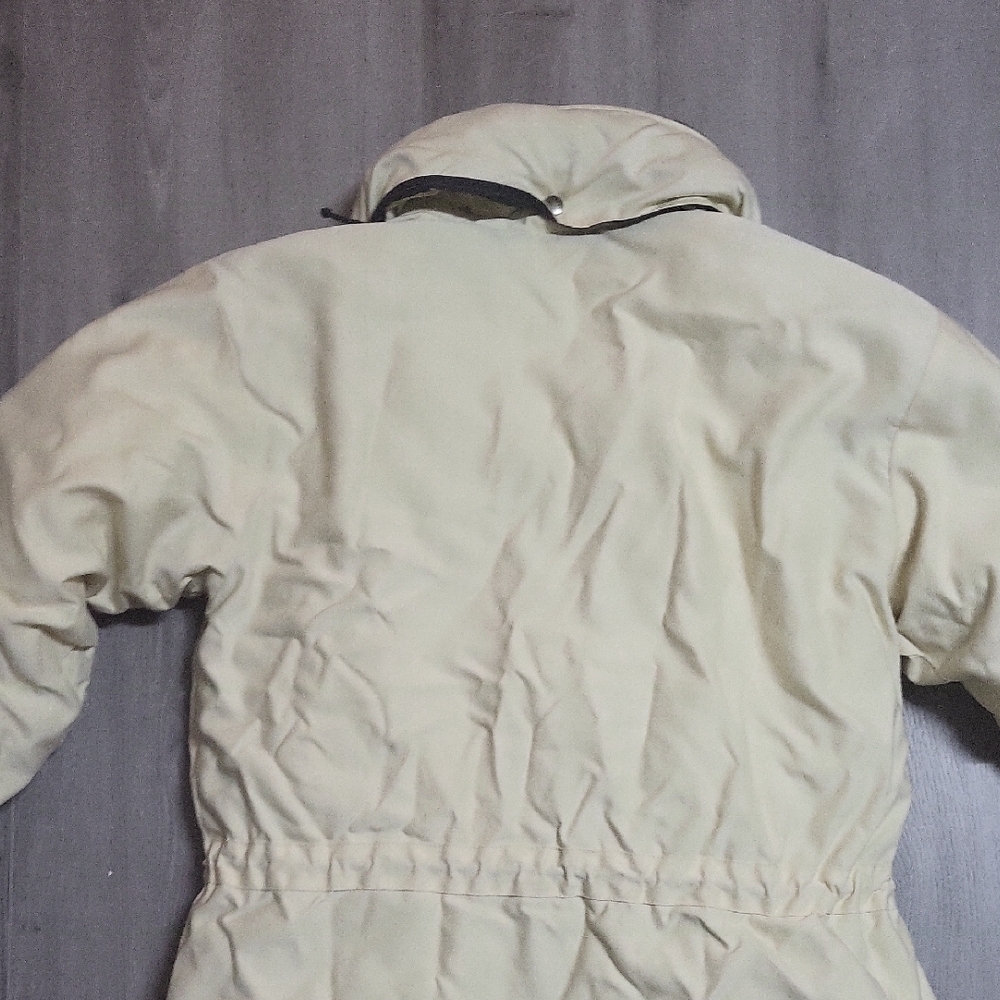 Women's Cream Puffer Jacket with Black Details - Picture 10 of 16